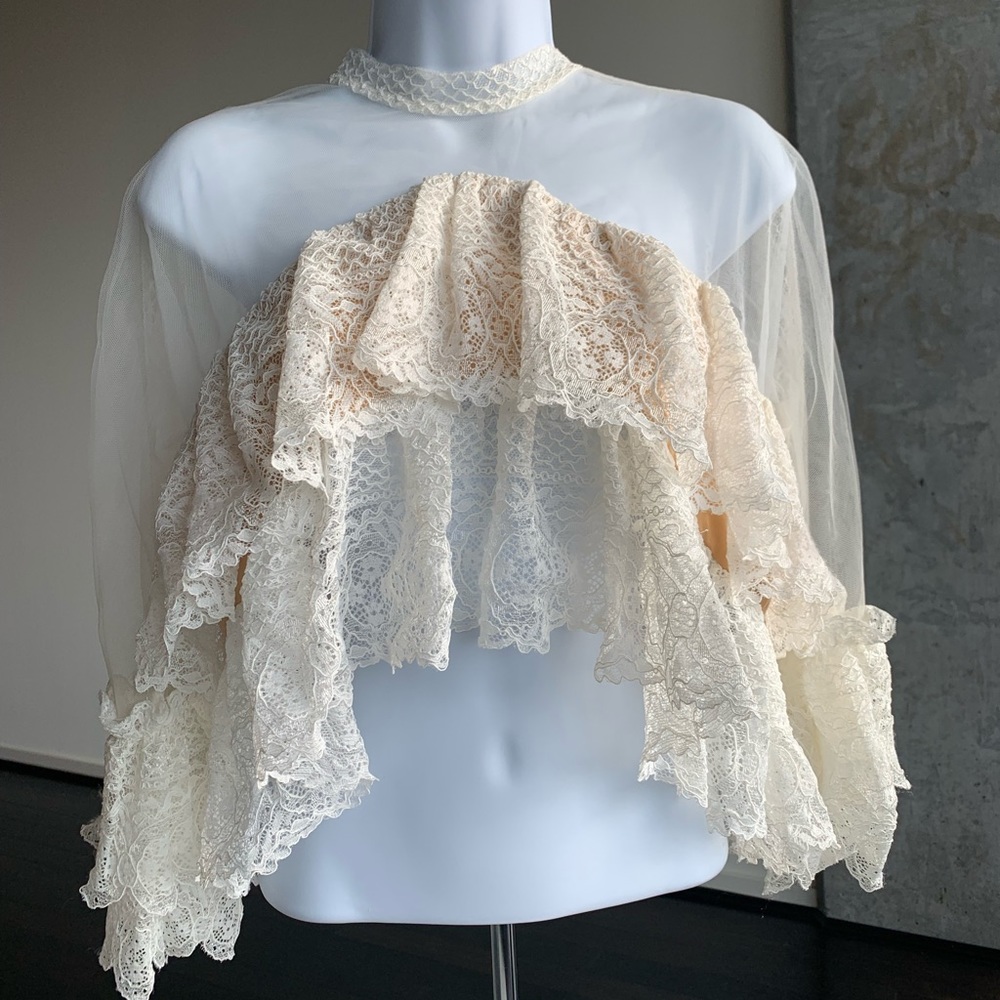 Vone - white & nude lace top size US 10